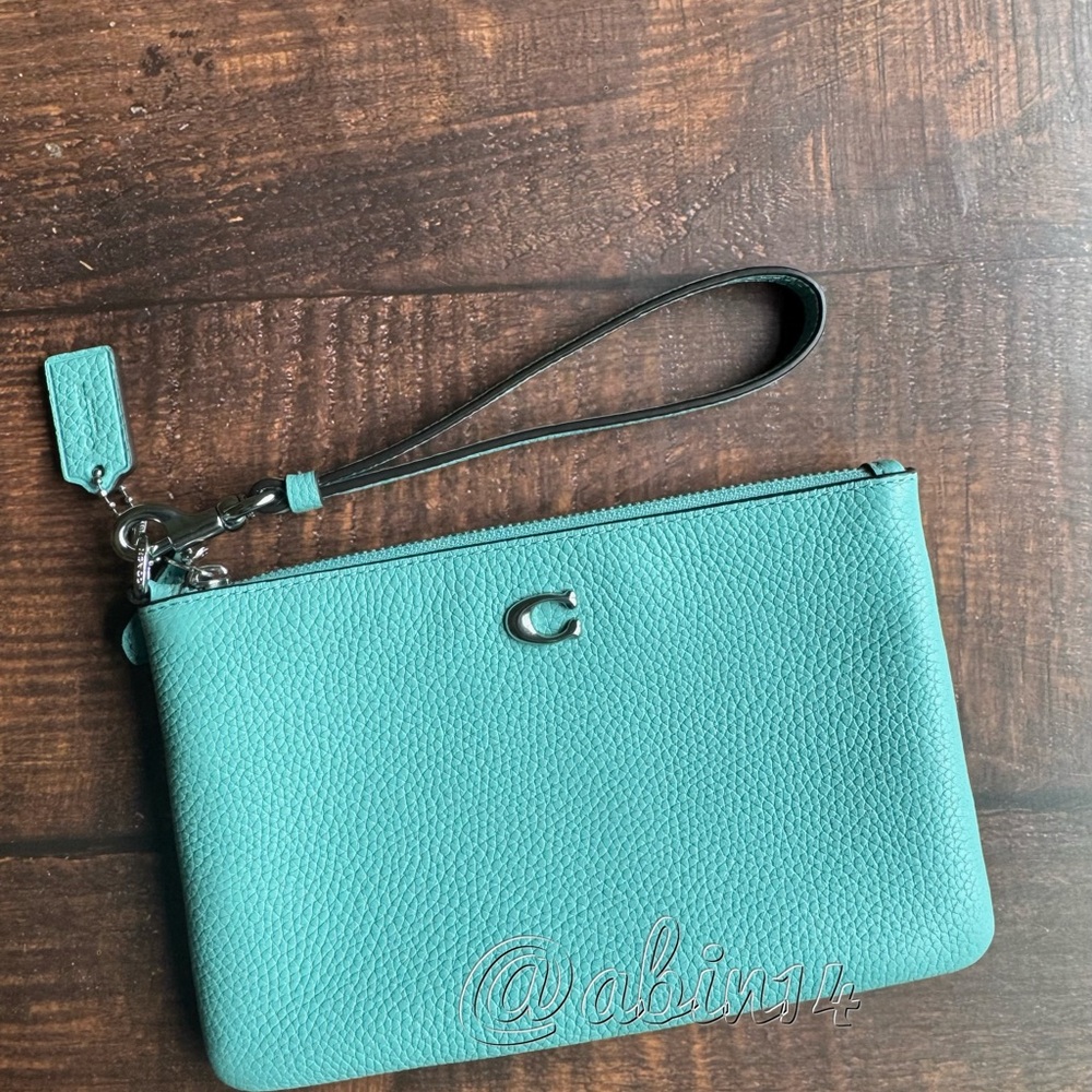 NWT Coach Leather Wristlet Faded Blue - Picture 4 of 4